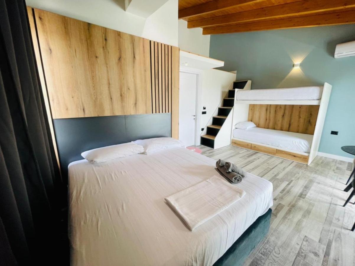 Adriatik Hotel Вльора Екстер'єр фото